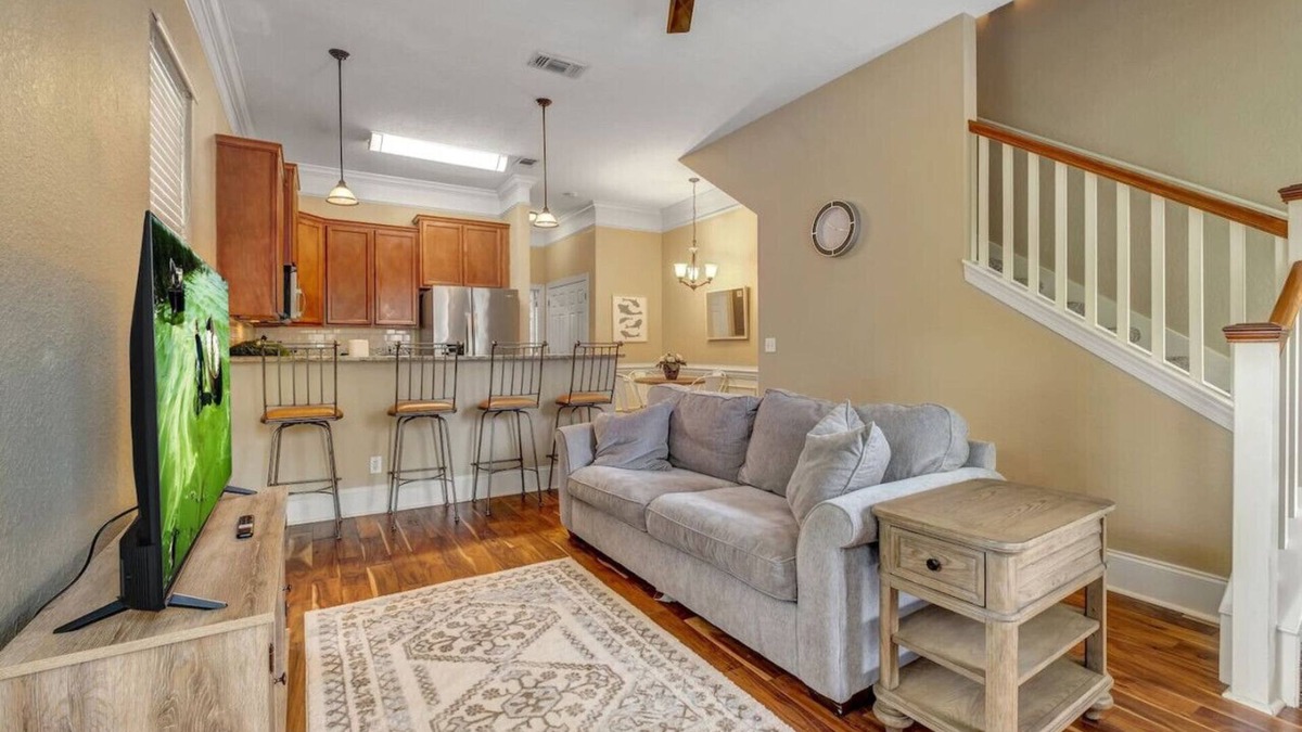 Old Town House | The Midtown Dream Close to Downtown Pets Welcome