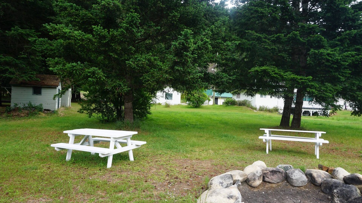 Boston Bar Hotel | The Mighty Fraser Motel