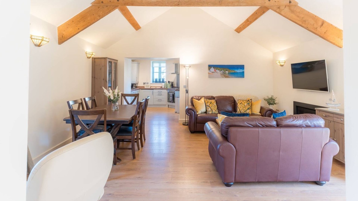 Pistyll Cottage | The Milking House - a llyn peninsula that sleeps 4 guests in 2 bedrooms