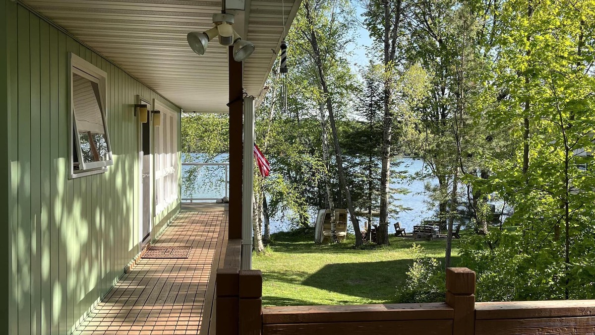 Elmira Cottage | The Mint : Old-Fashioned Lake Days Await at This Hidden Gem