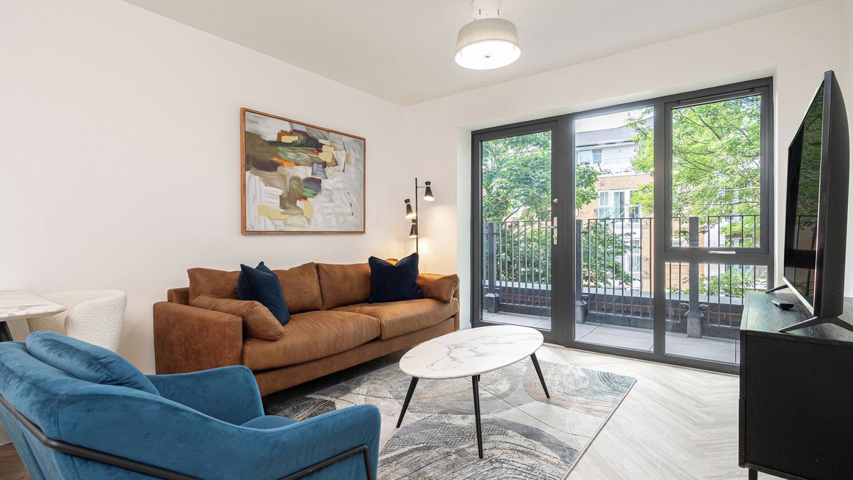 Godalming Apartment | The Modern Nest Over 65s Retreat