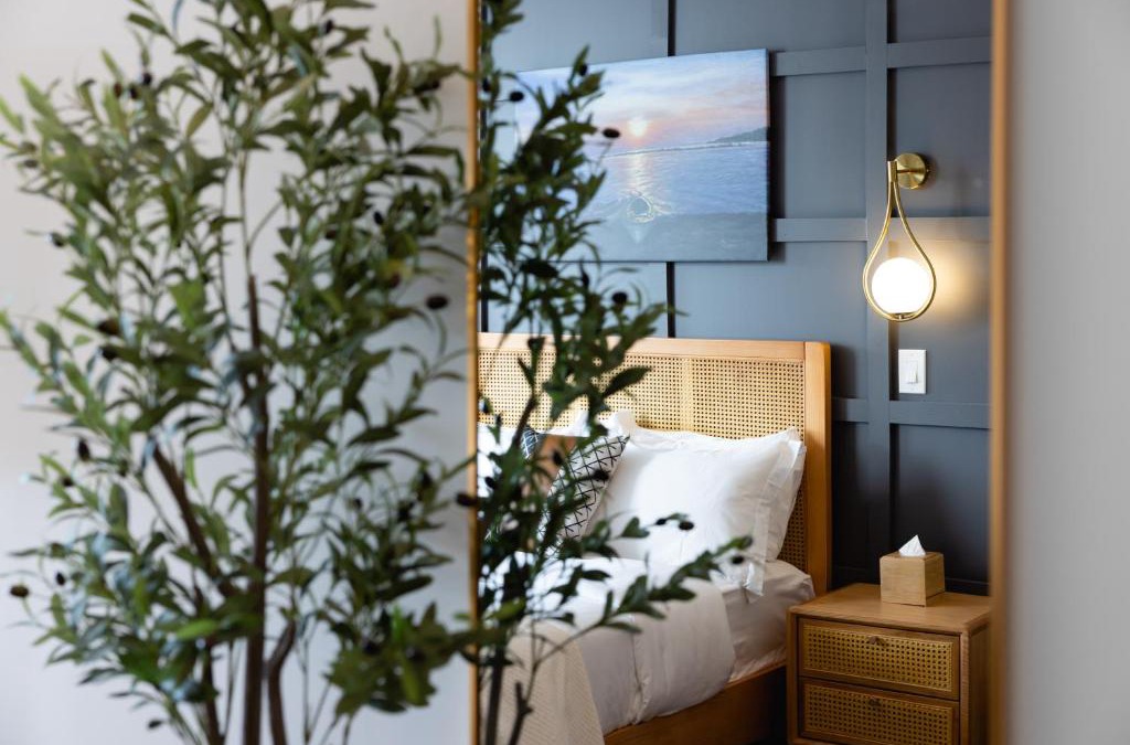 Queens Hotel | The Modernist Hotel
