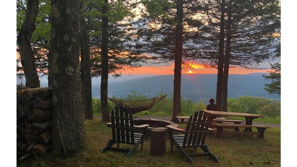 North Adams House | The Mohawk Cabin @ Wigwam Western Summit