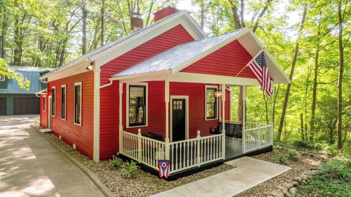 Perrysville House | The Mohican Schoolhouse