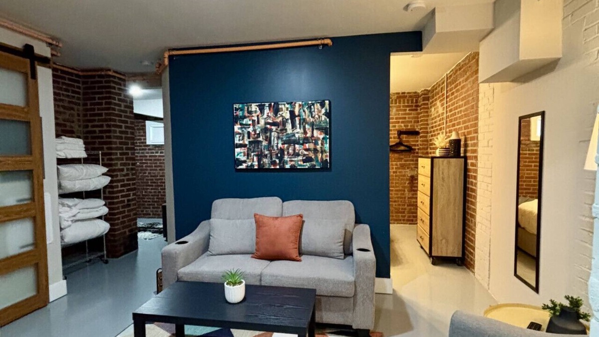 Old Town Apartment | The Monarch Downtown - Unit 10