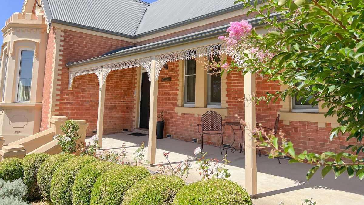 Tumut House | The Monarch Tumut