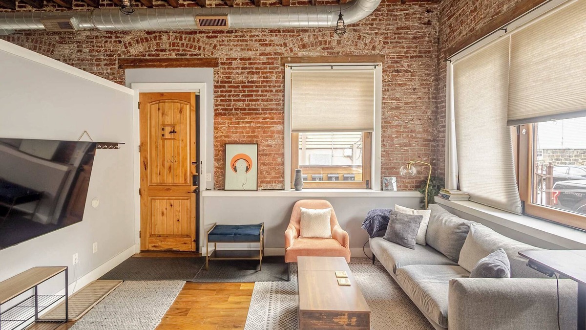 Union City Apartment | The Monastery 15 Min to NYC Times Sq