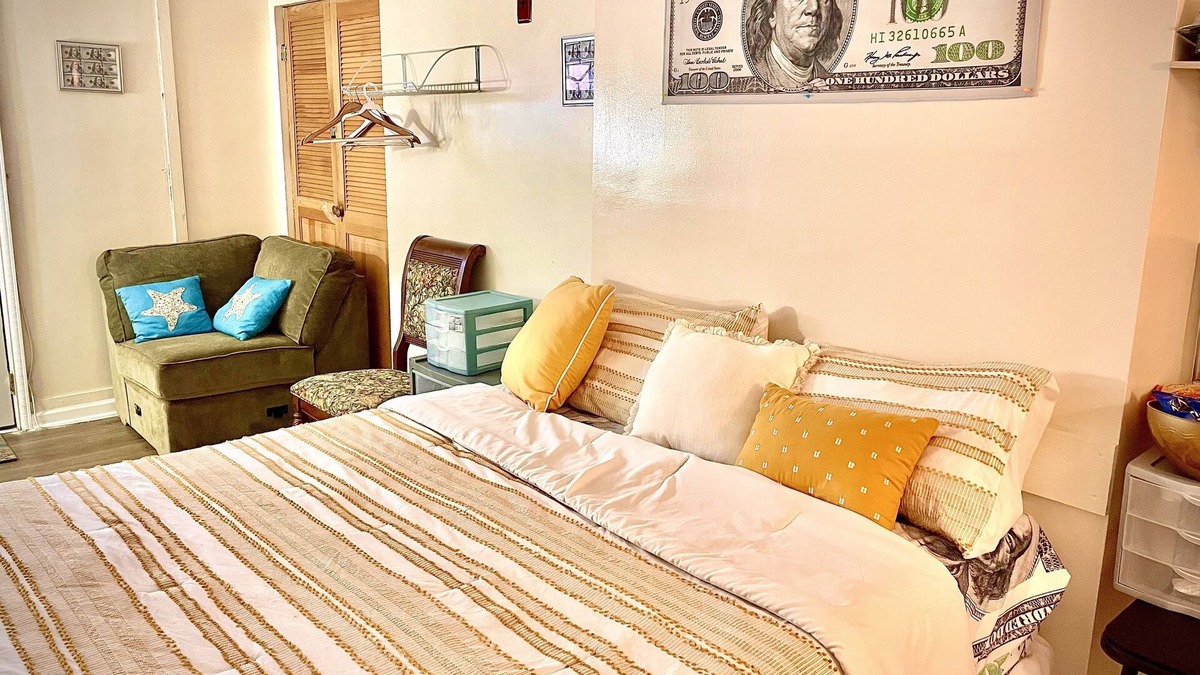 Sicklerville Apartment | The Money House