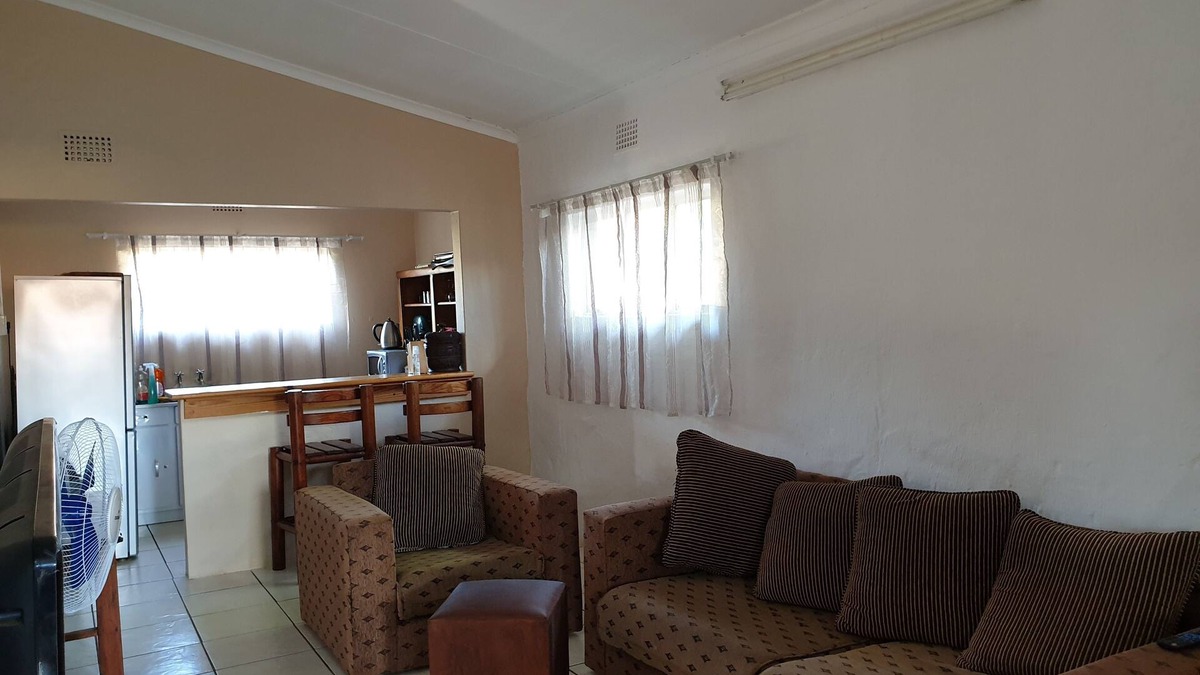 Thabazimbi House | The Monkey Tree Guest house