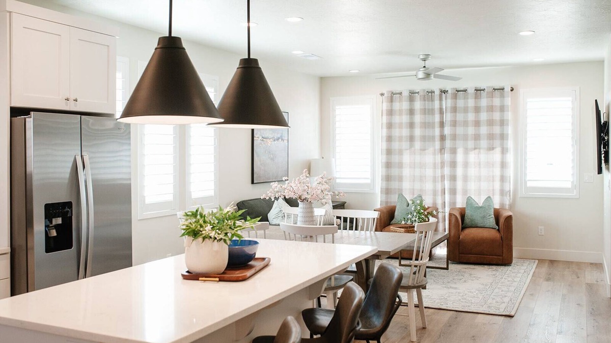 Washington Fields House | 🌲The Monroe ⛰️BRAND NEW Townhouse With Majestic Views and EV Charger Hookup