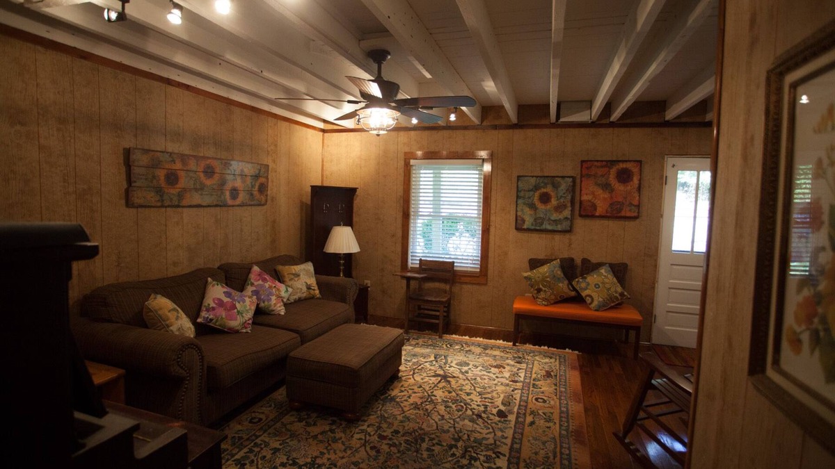 Ronceverte House | The Monroe House along the Greenbrier River