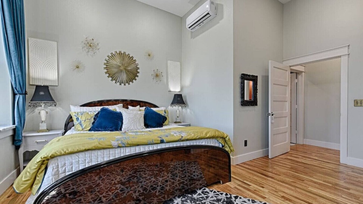 Greenville Apartment | The Monroe @ Lofts on Lee