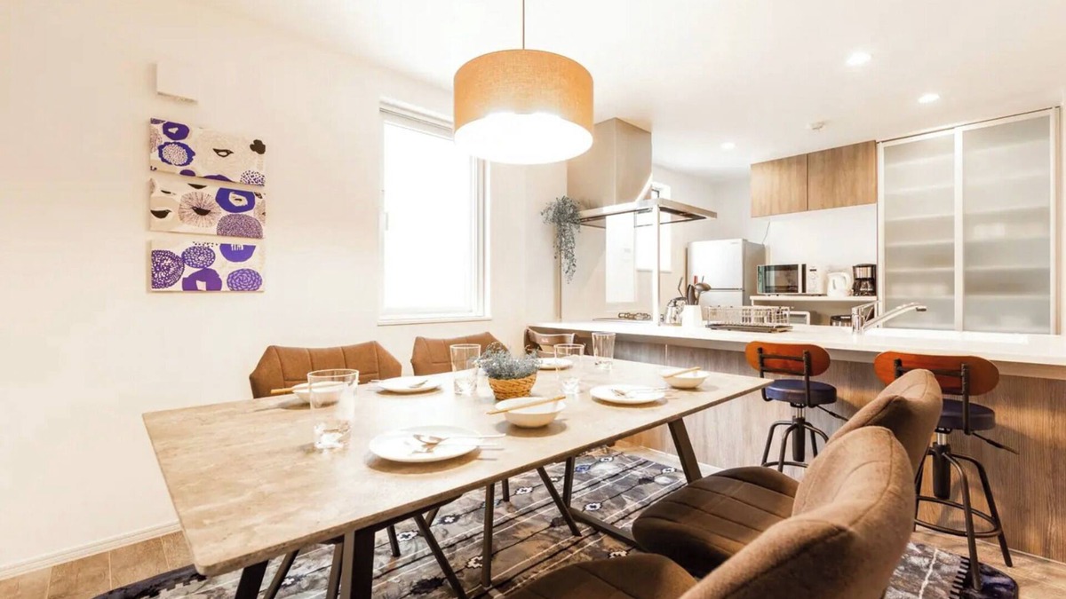 Toyohira House | THE MOONA vacation rental house Parking available for 2 cars on site4 bedroomsMAX 12 people/Sapporo Hokkaidō