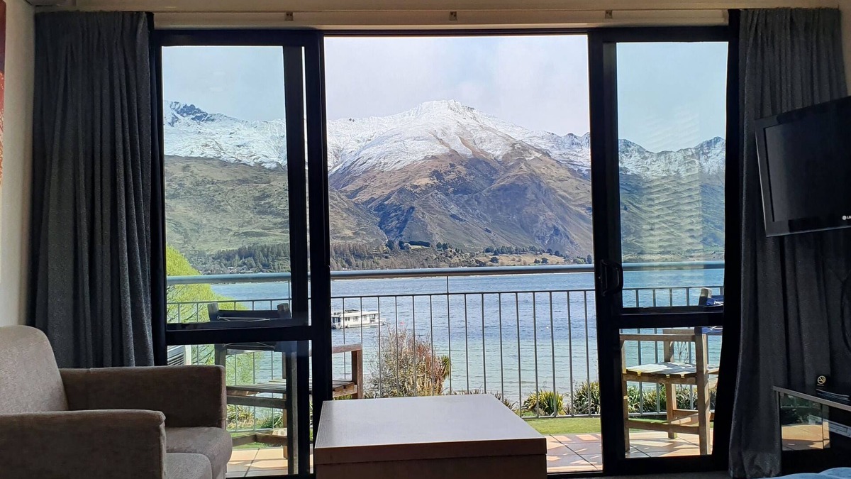 Wanaka Hotel | The Moorings