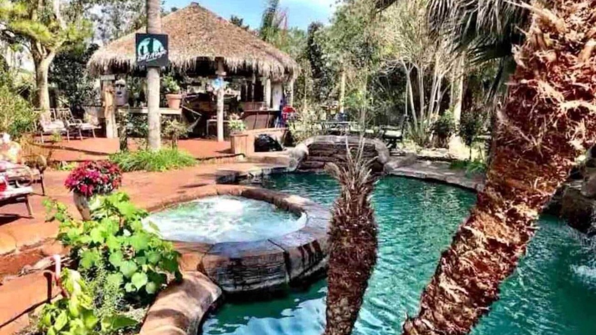 Pearland House | The Most Interesting House in Texas