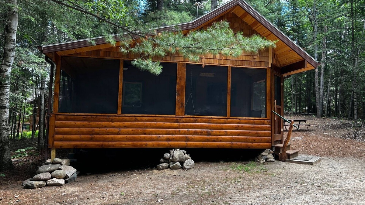 Orr Cabin | The Most Private, Pet-Friendly Cabin (New Screened Porch in 2024)
