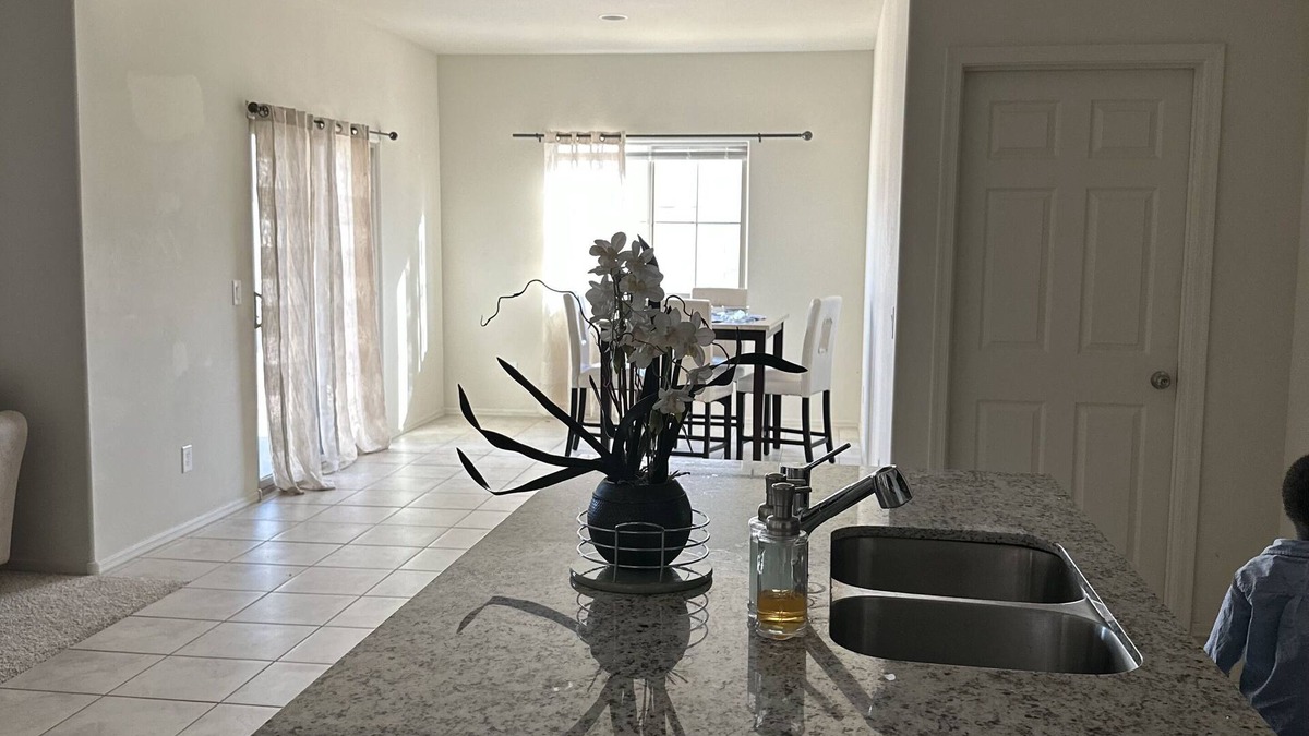 Tolleson House | The Mountain View Home