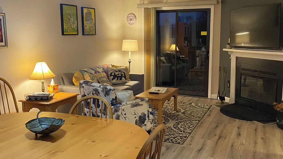 Davis Condo | The mountains are calling.you MUST go!