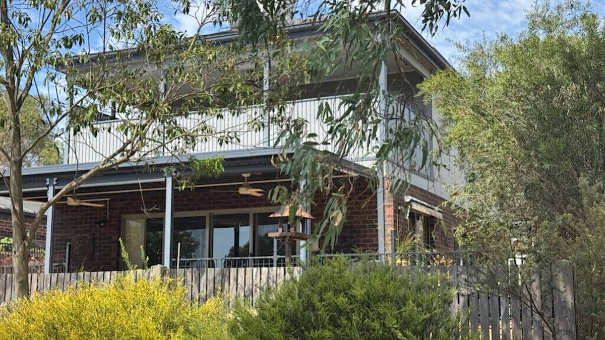 Nagambie House | The Nagambie Escape: 2 BR, 1 BA House in Nagambie, Sleeps 5