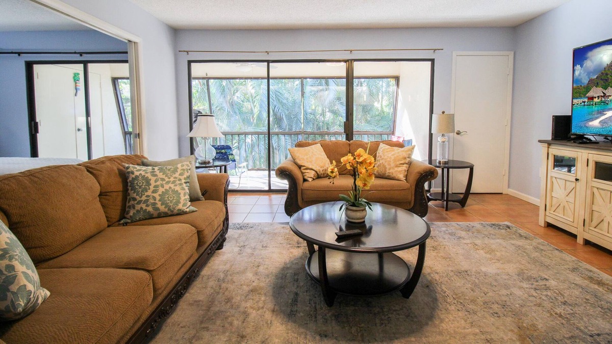The Meadows Condo | The Nautical Nook: Charming 2 BR Condo In Pinebrook Hollow
