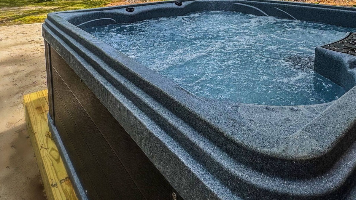 Carrollton House | The Nautical Retreat: Furnished Lakeside Escape with Hot Tub & Pedal Boat