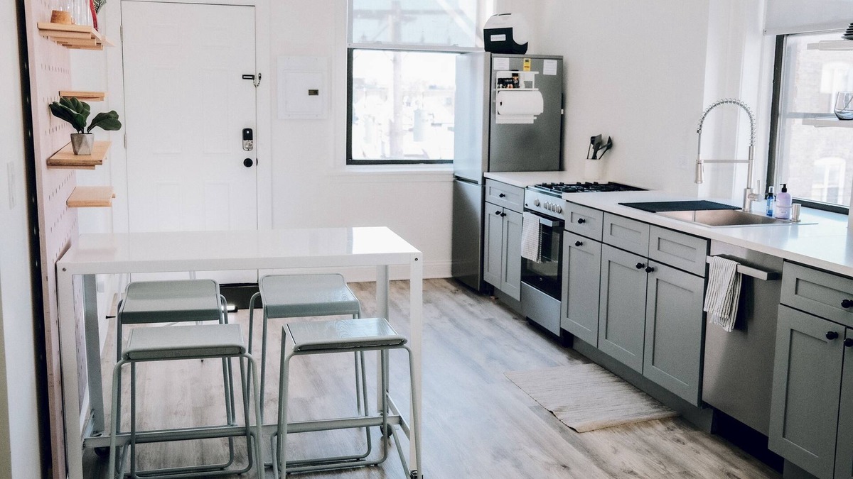 Park West Hotel | The Neighborhood Hotel - Lincoln Park 303 - Two Bedroom