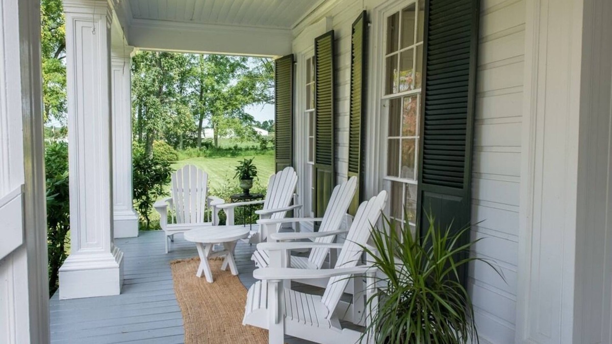Long Valley Bed & Breakfast | The Neighbour House B&B