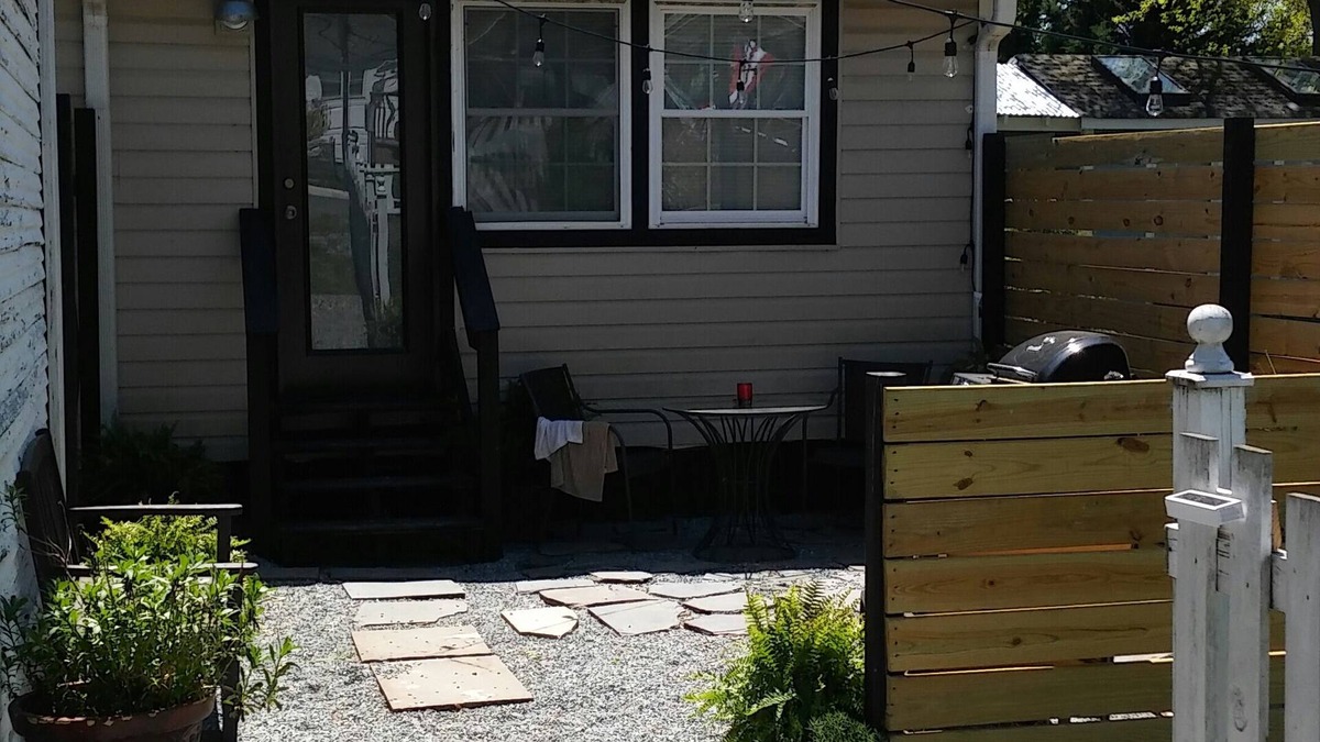 Issue Cottage | The Nest- A cozy home away from home. Perfect for solo adventures or a couple