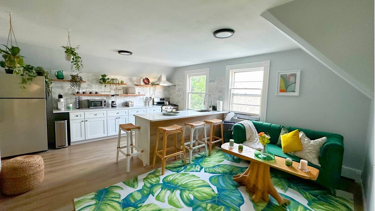 Dwight Apartment | The Nest At Elm City Flats.