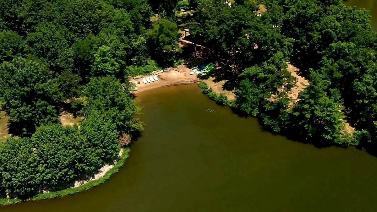 Greenville House | THE NEST getaways&gatherings, beach/lake sleeps 20+