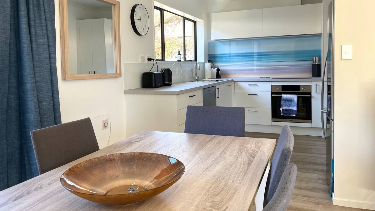 Nelson House | The Nest in The Wood (with free fibre WiFi)