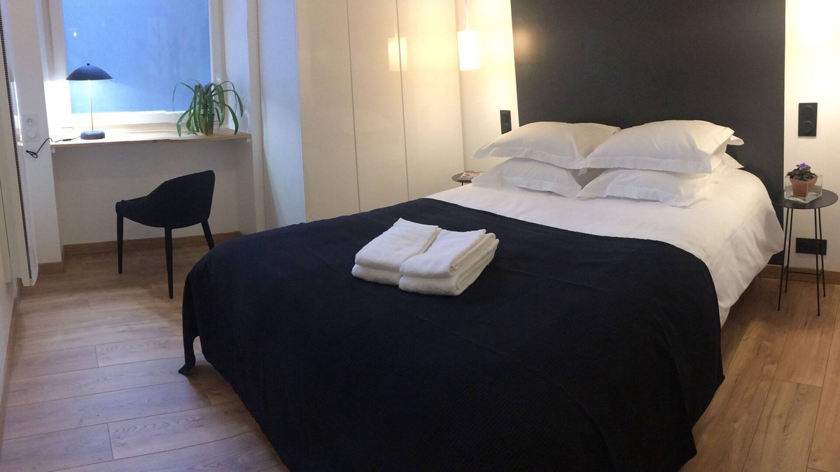Reims City Centre Apartment | 'The Nest of Kings', 2 steps from the cathedral