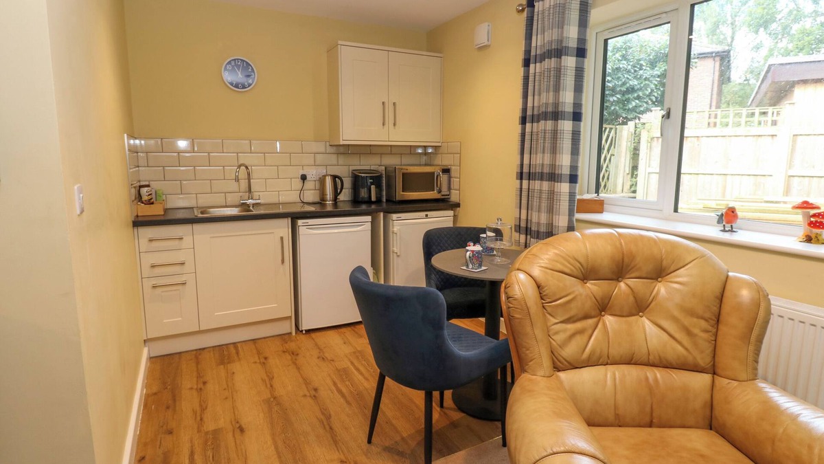 Wetheral Cottage | THE NEST, romantic, with a garden in Wetheral