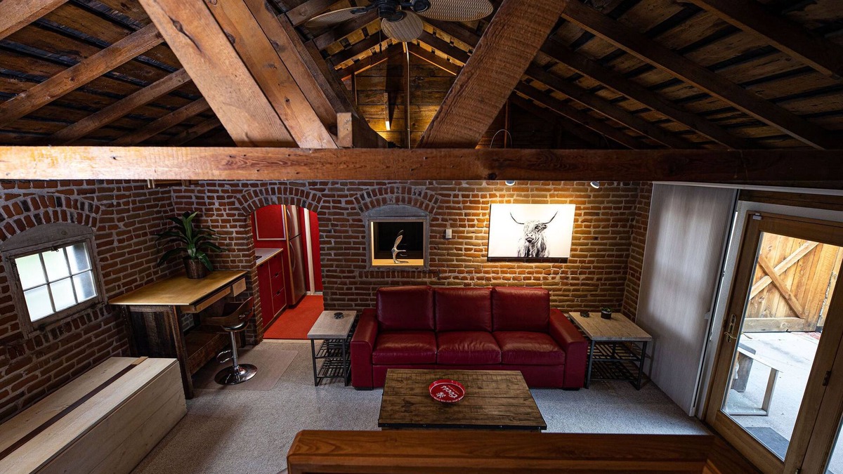 Alamosa House | The Nine13 *One of a kind home near downtown Alamosa*