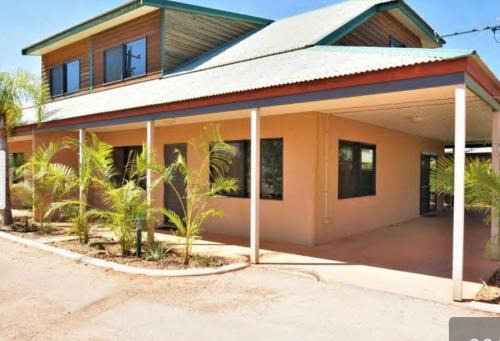 Exmouth Villa | The Ningaloo breeze villa 5