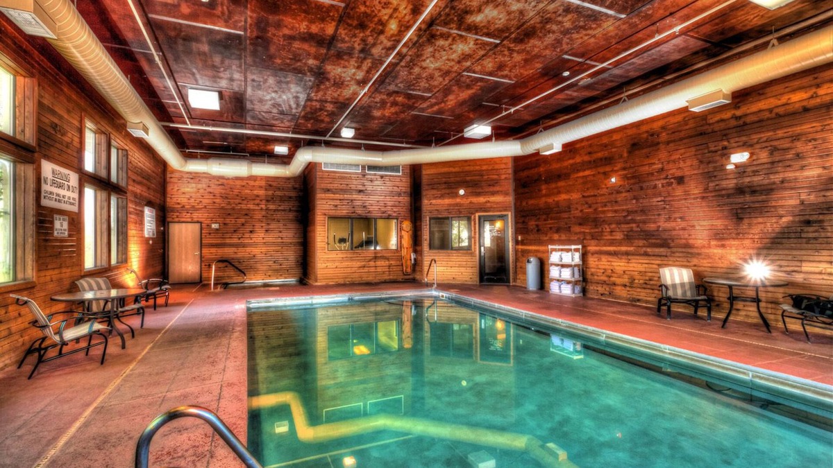 Valentine Hotel | The Niobrara Lodge