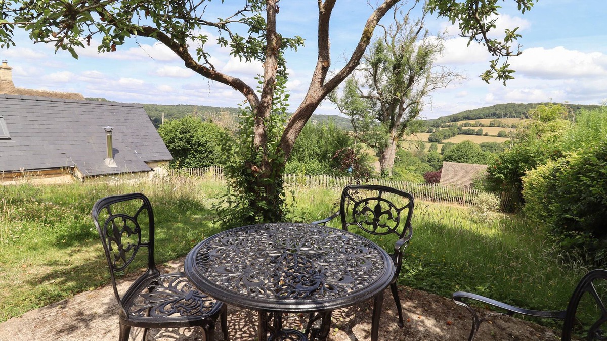 Stroud Cottage | The Nook
