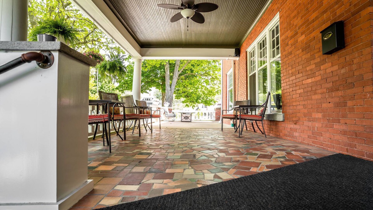 St Johns Bed & Breakfast | The Nordic Pineapple B&B