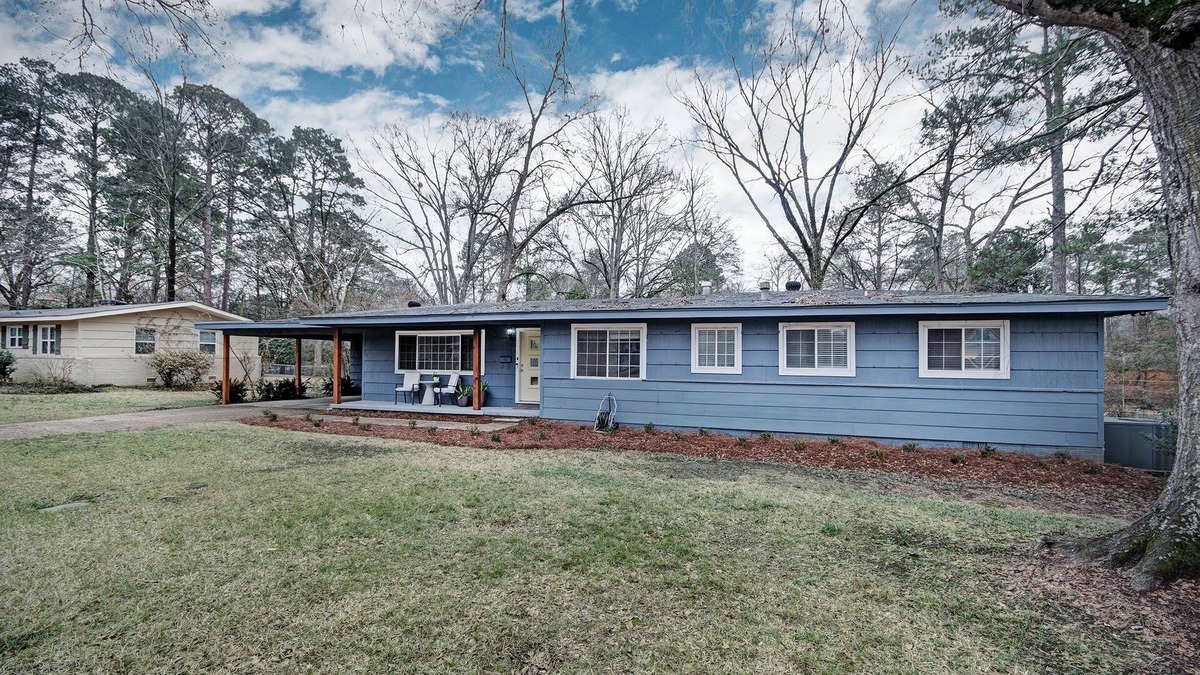 Tougaloo House | The North Star - Luxury 3bd/3ba Home by WholeFoods