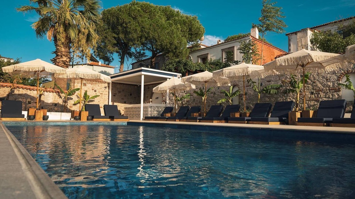Ayvalik Hotel | The North Wind