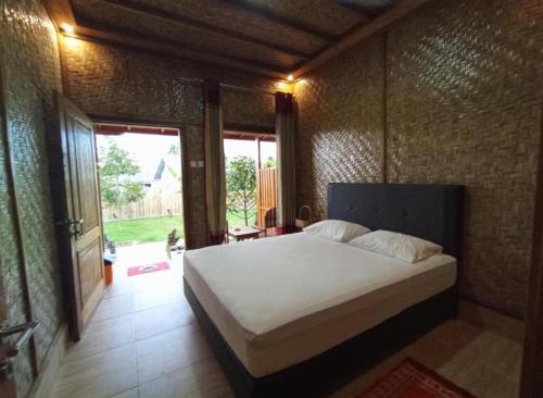 Kecamatan Sikur House | The Nova Bungalows
