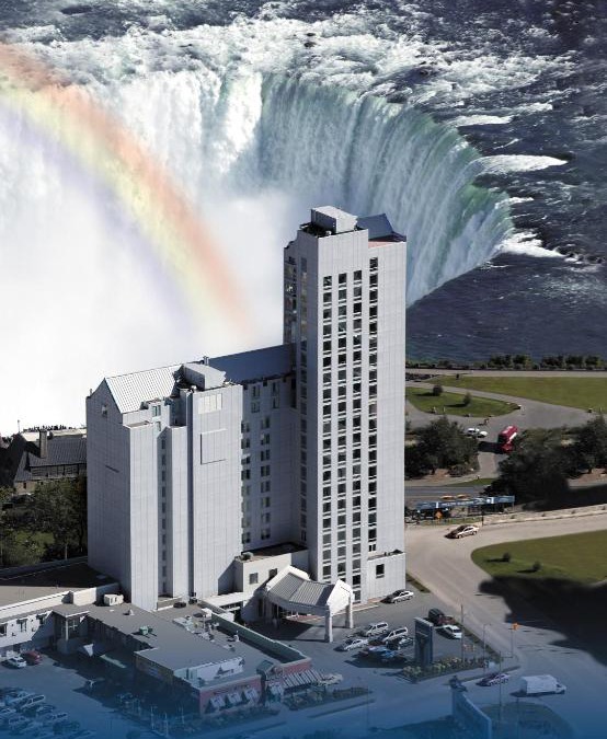 Fallsview Hotel | The Oakes Hotel Overlooking the Falls