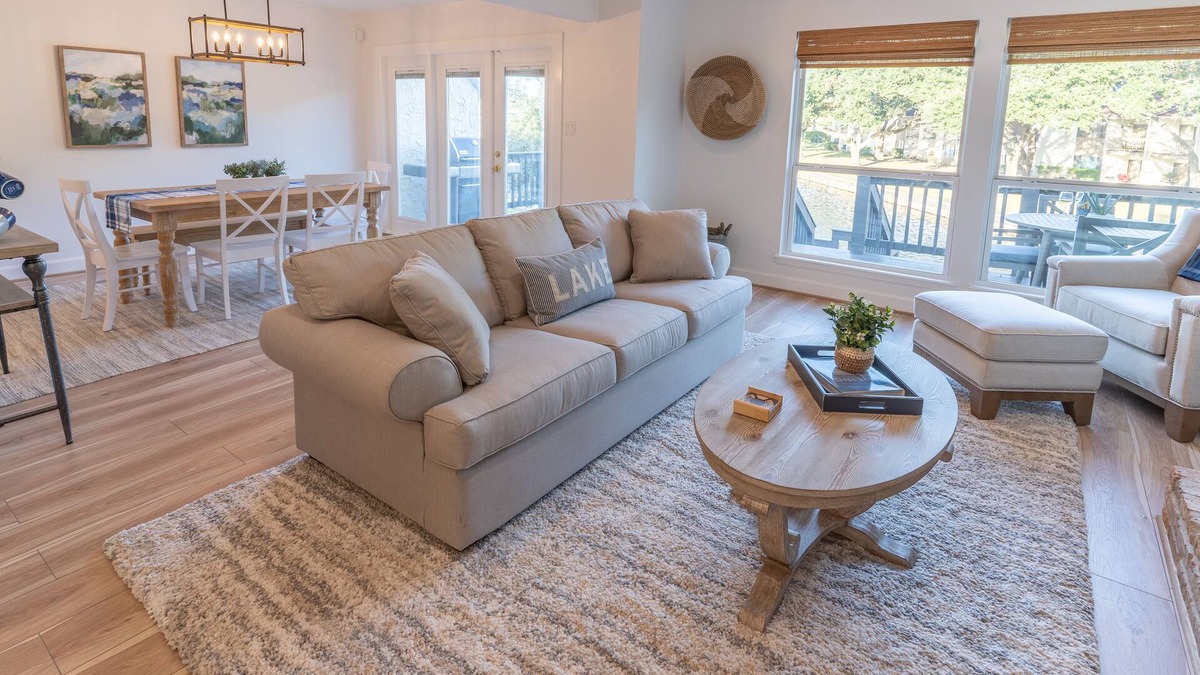 Walden on Lake Conroe House | "The Oar House" is a Beautiful Lakefront Townhome on Lake Conroe