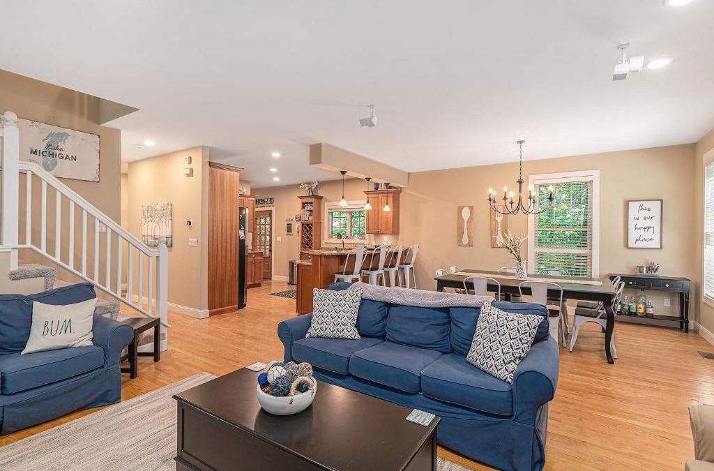 New Buffalo House | The Oasis at Forest Beach