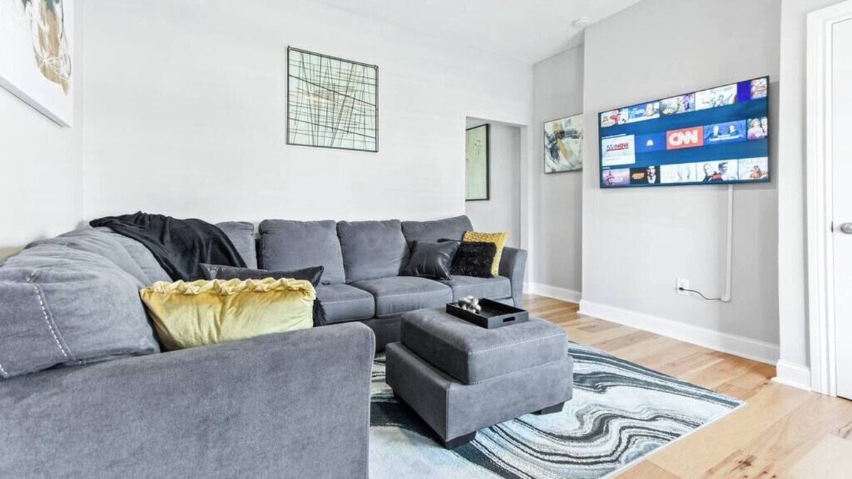 West Columbus House | The Oasis Downtown: Gotta love it!