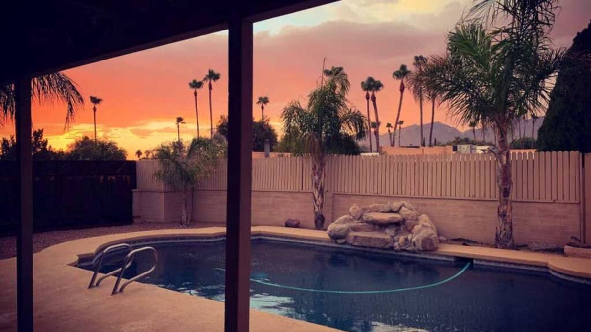 Tucson House | The Oasis in the Palms