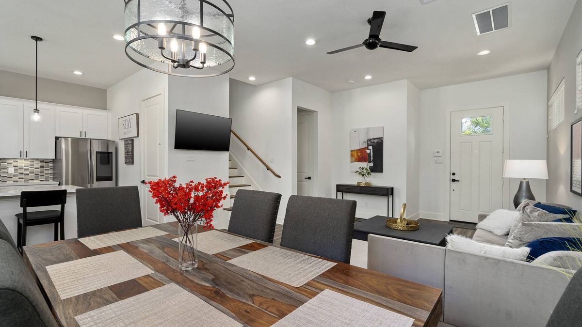 Northside House | The Oasis Modern New Luxury House Near Downtown
