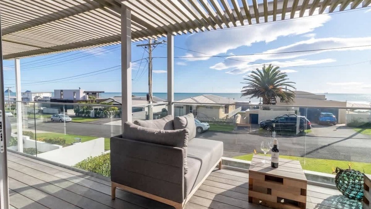 Rewa House | The Ocean Outlook - pure luxury accommodation