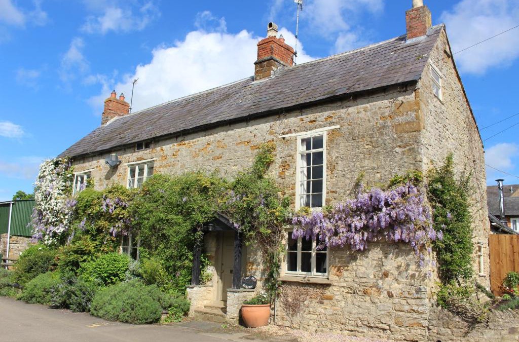 Towcester Bed & Breakfast | The Old Bakery Barn