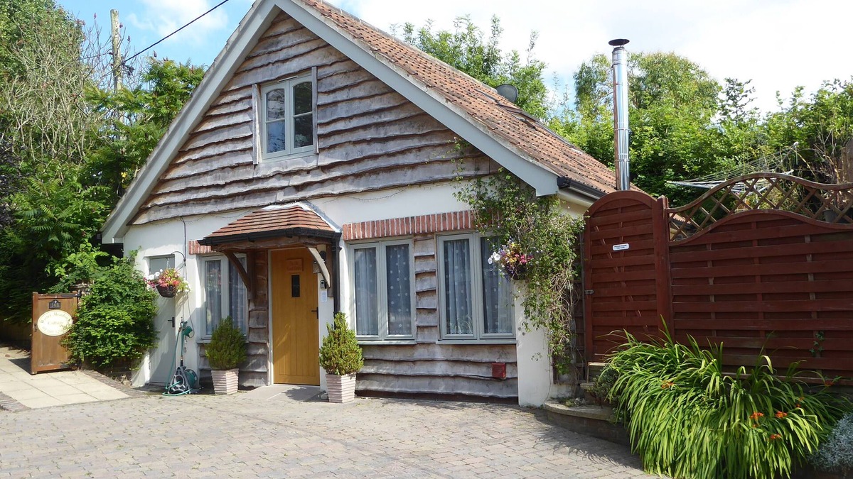 West Compton Cottage | The Old Coach House in Dorset's Area of Outstanding Beauty - 1 bedroom